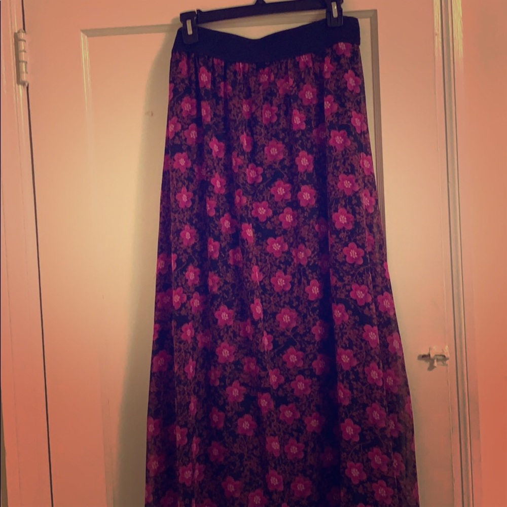 Floral maxi skirt